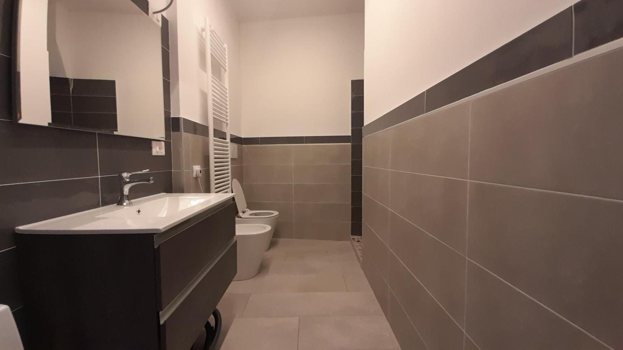 Quiet Apartment - Twa Bologna Luaran gambar