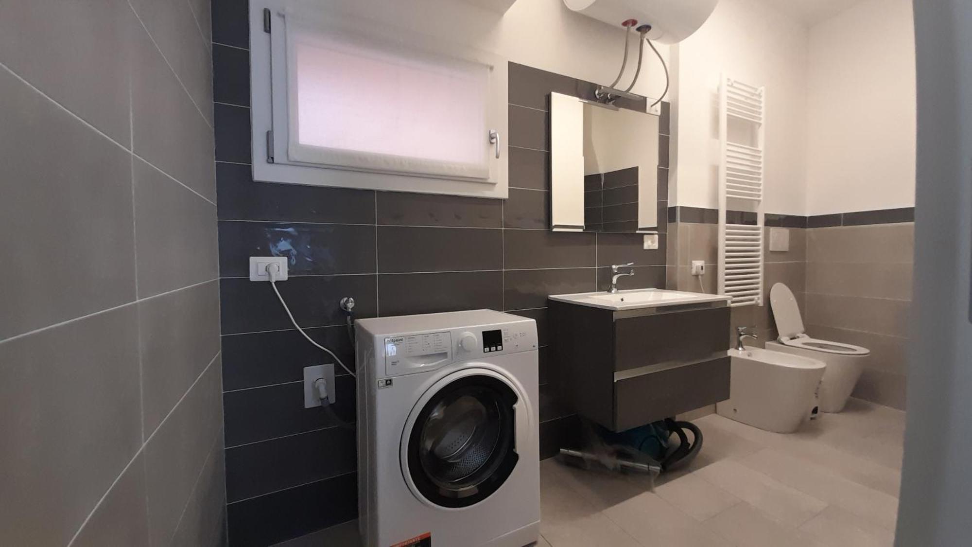 Quiet Apartment - Twa Bologna Luaran gambar